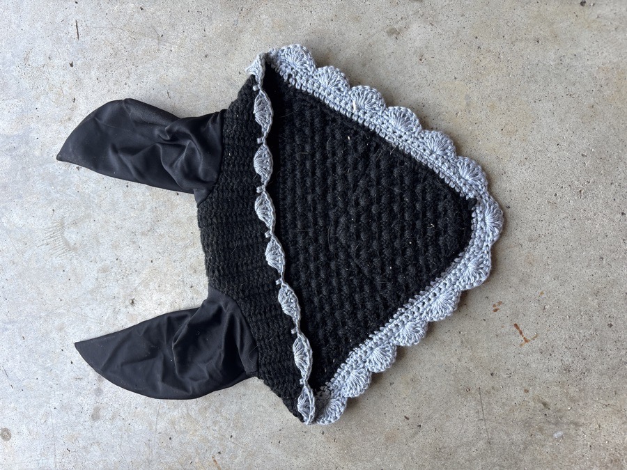 riders international crochet ear bonnet
