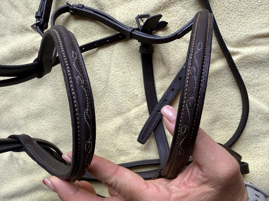 Full sized Silverleaf by Toklat fancy stitch bridle