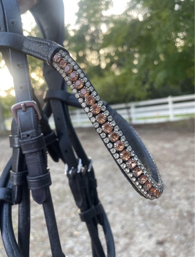 'MADELINE' ROLLEDLEATHER BRIDLE (CAVESSON)