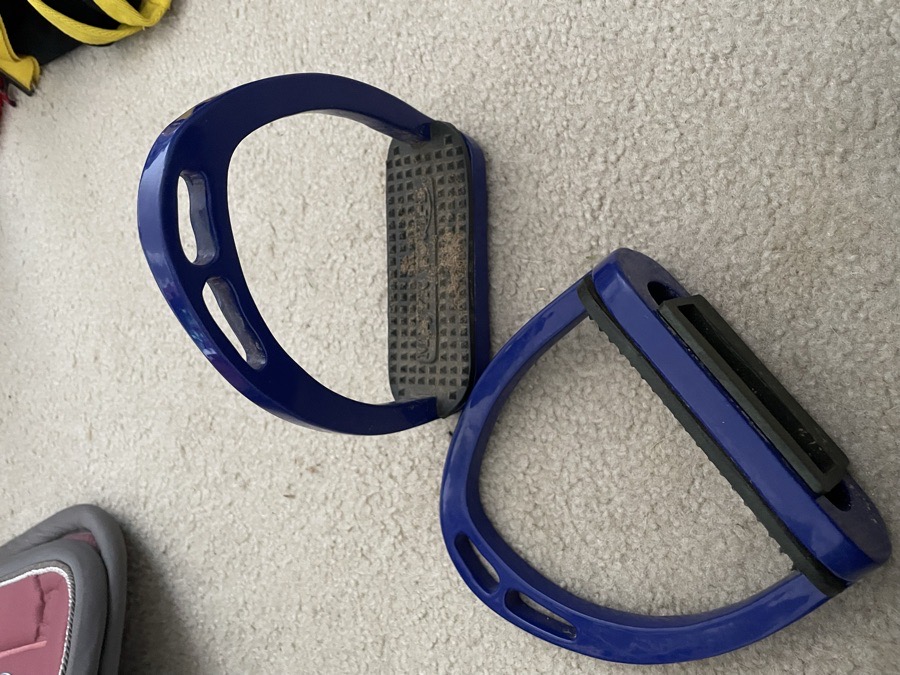 Majyk Equipe Aluminum Stirrup Irons