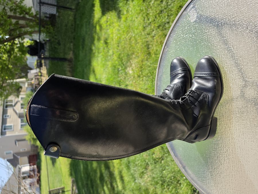 ARIAT Boots 7