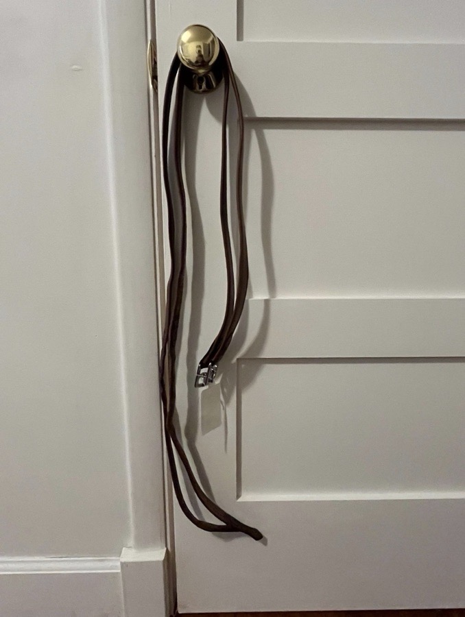 Tobacco stubben stirrup leathers