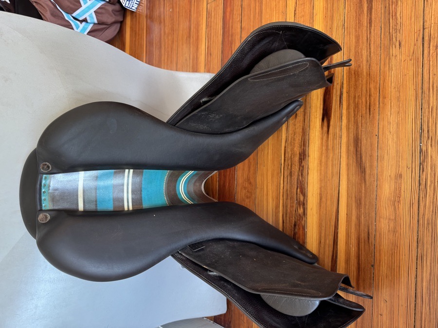 18” Voltaire Stuttgart PRO Saddle - 2018 - 3A - Full Buffalo