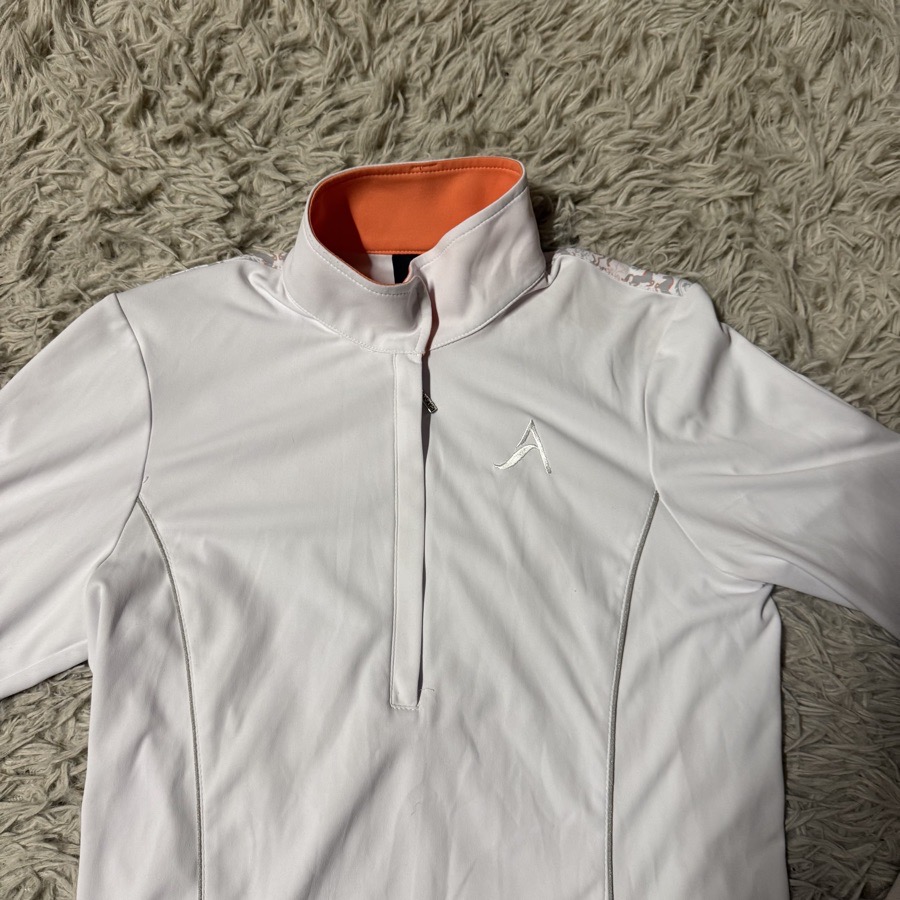 Women’s Medium White Arista Long Sleeve Horseback Riding Show Shirt. Good Cond.
