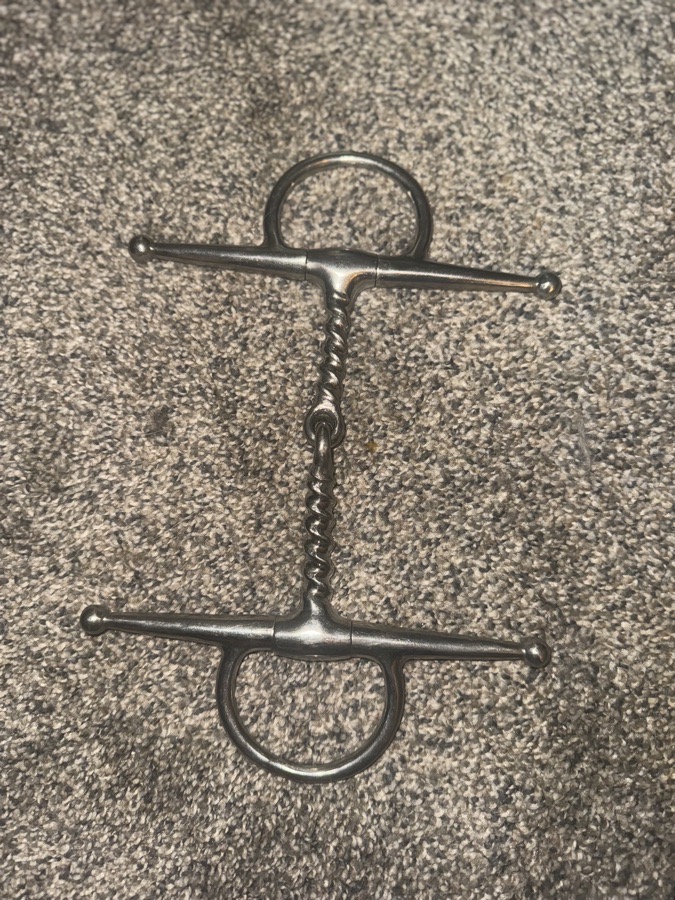 Corkscrew Full Cheek