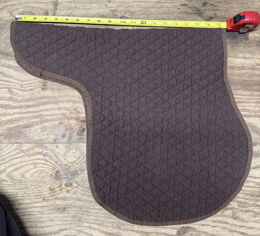 Thin fitted pad