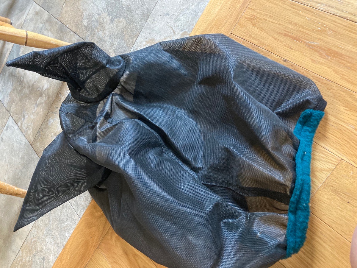 Horse size loose fly mask