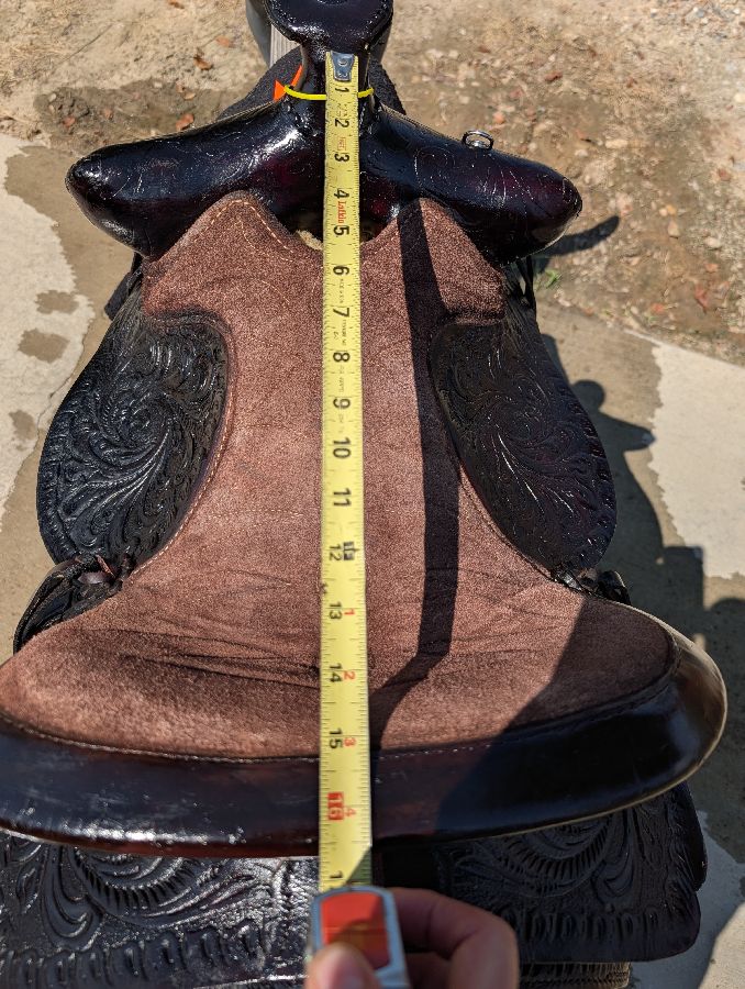 BIG HORN | 15" | 6.5" Tree Size