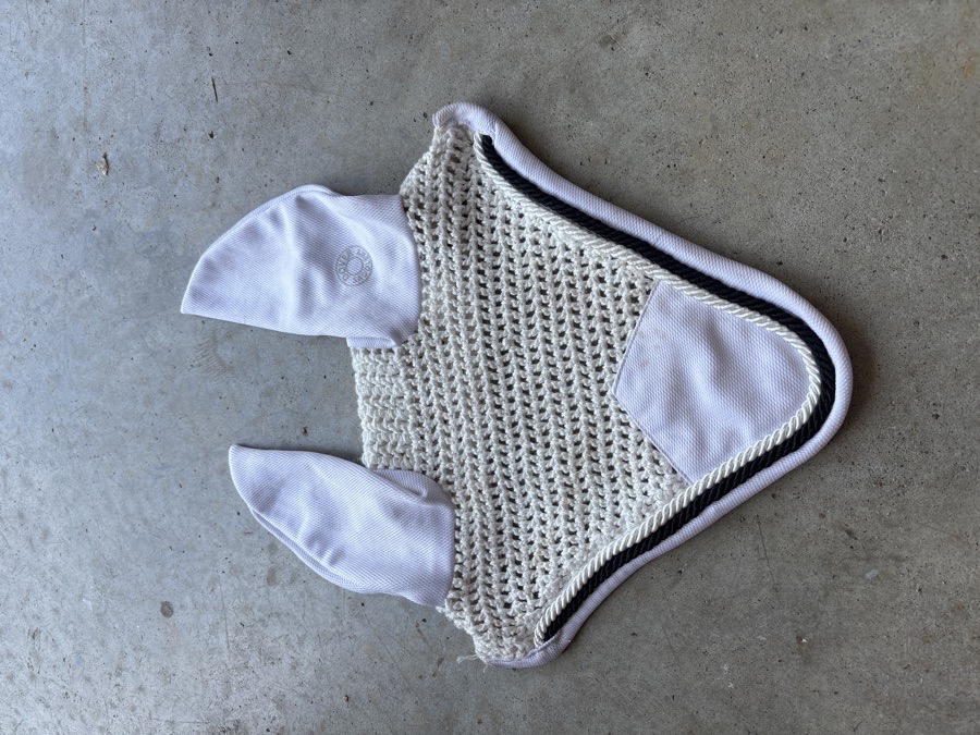 riders international crochet ear bonnet