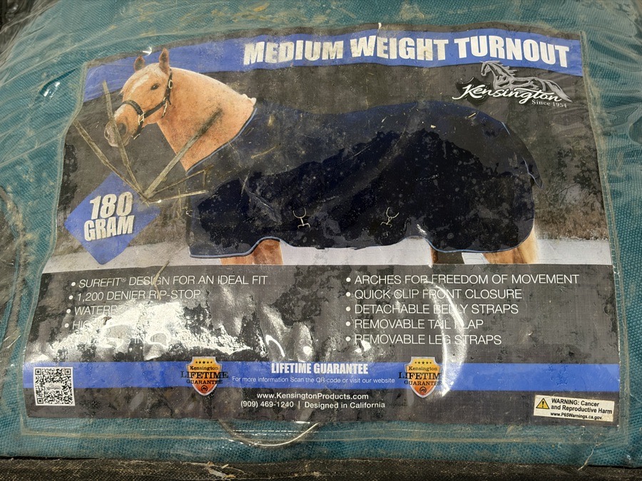 KESINGTON medium weight turnout 180 GM
