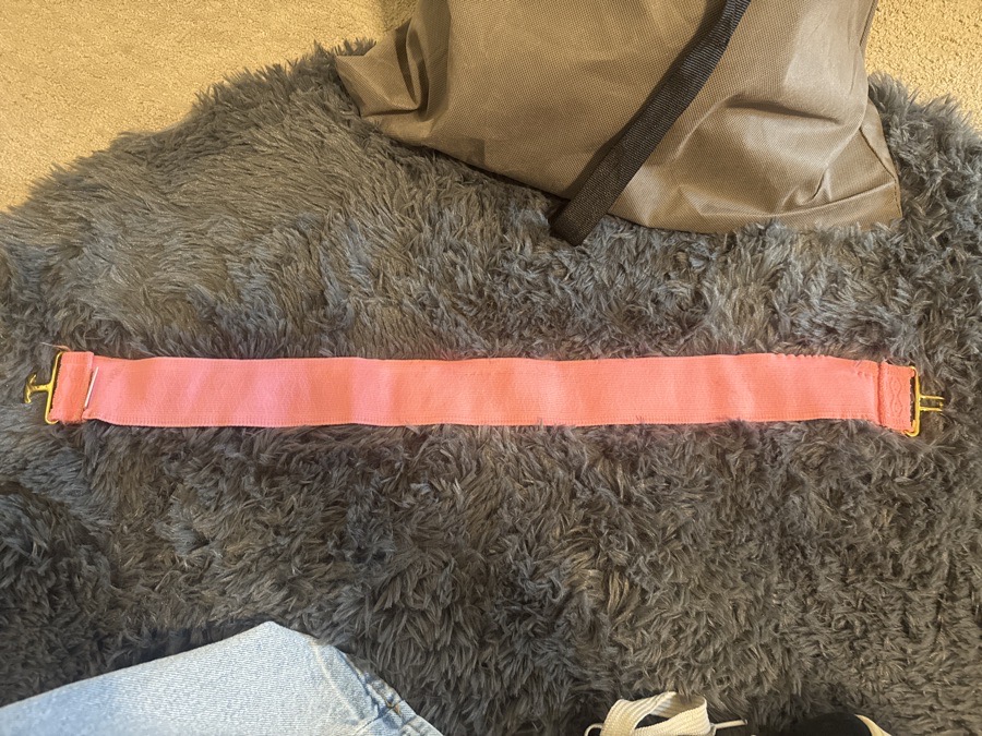 Pink elastic riding belt