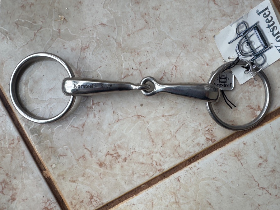 Oval Mouth Loose Ring Snaffle Bit