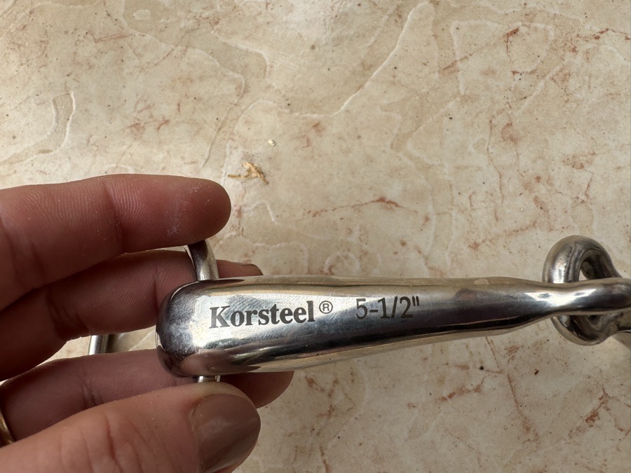 Oval Mouth Loose Ring Snaffle Bit