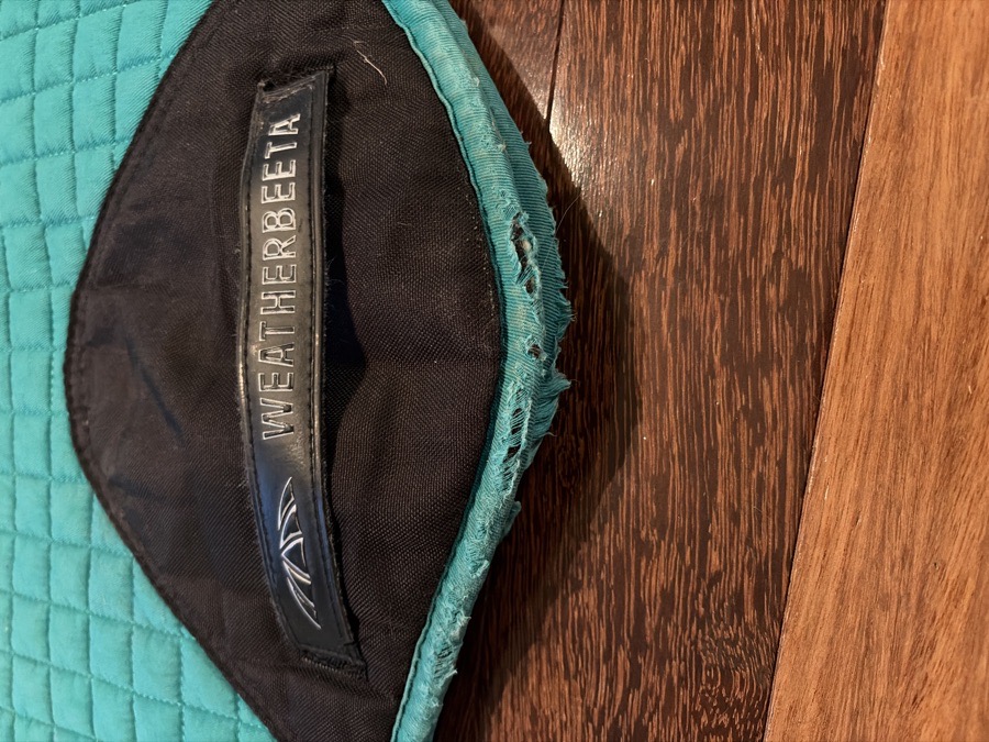 WEATHERBEETA Saddle Pad