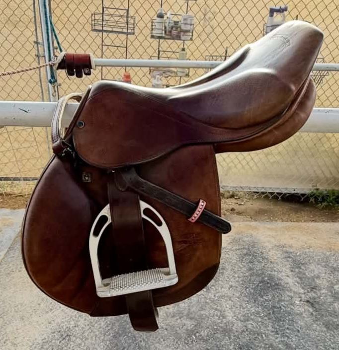 Stubben Jump Saddle