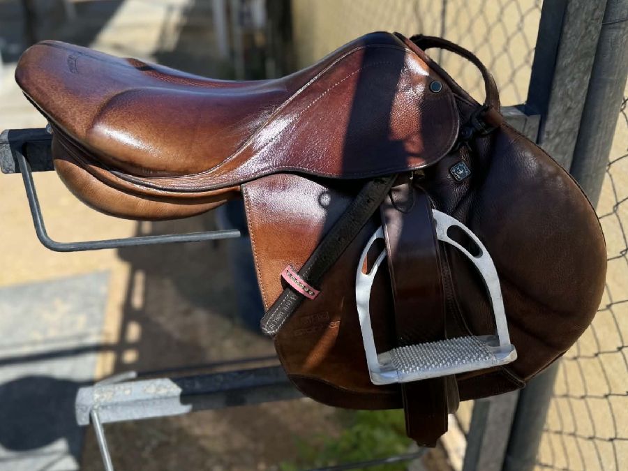 Stubben Jump Saddle