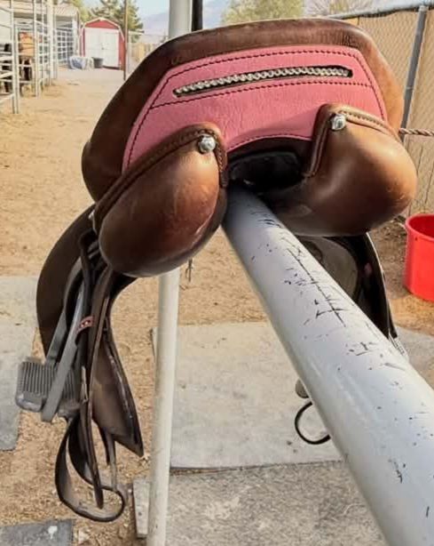 Stubben Jump Saddle