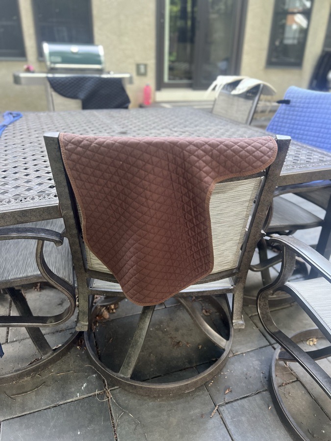 Brownish red saddle pad