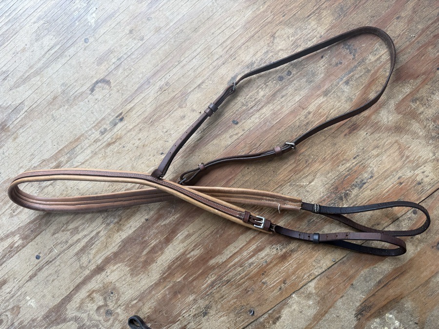 Argentine polo breastplate