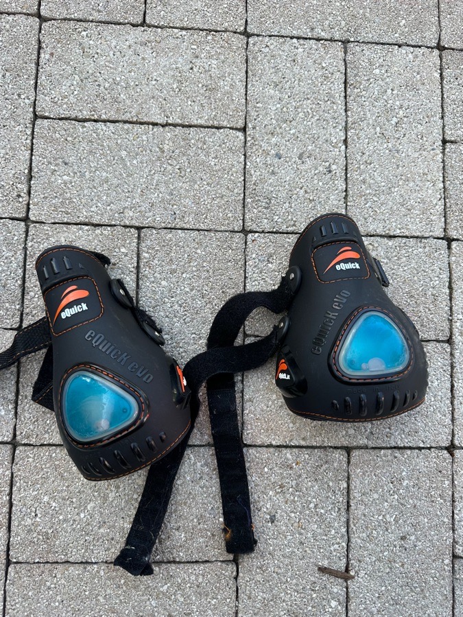 eQuick Performance Hind Boots Double Velcro Strap - Size Large