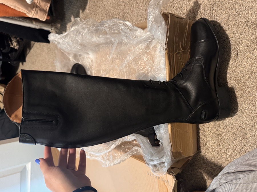 ARIAT Boots 7