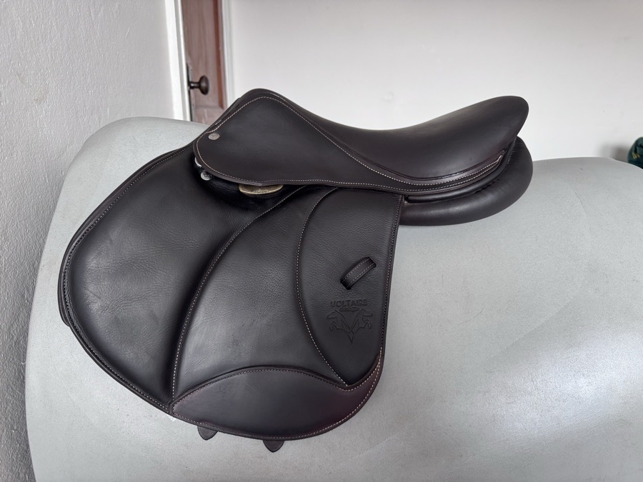 16.5” Voltaire Calgary PRO Saddle - 2021 - 0A - Full Buffalo - MINT!