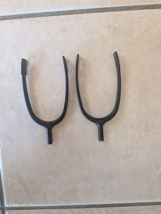 Horka plastic 1" spurs