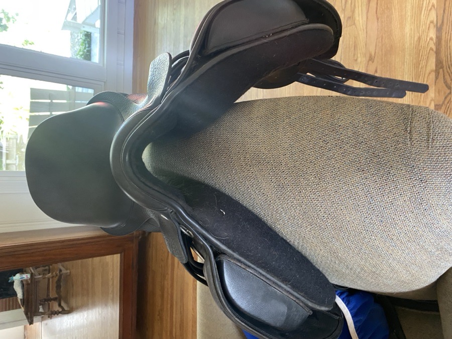 2021 18” Frank Baines Pirouette Saddle
