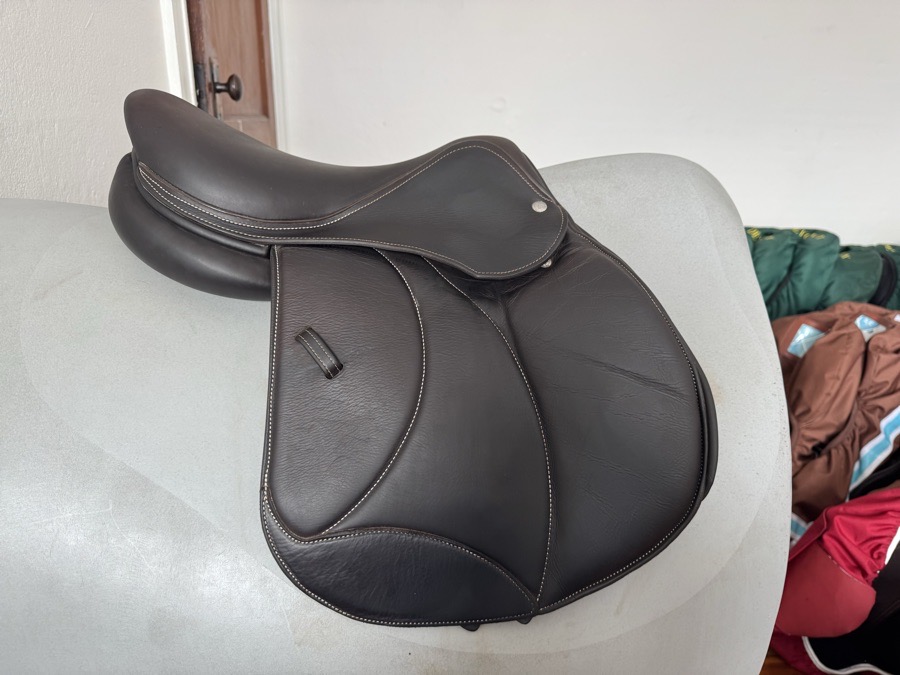 16” Voltaire Palm Beach Saddle - 2024 - 1A - Full Buffalo - MINT