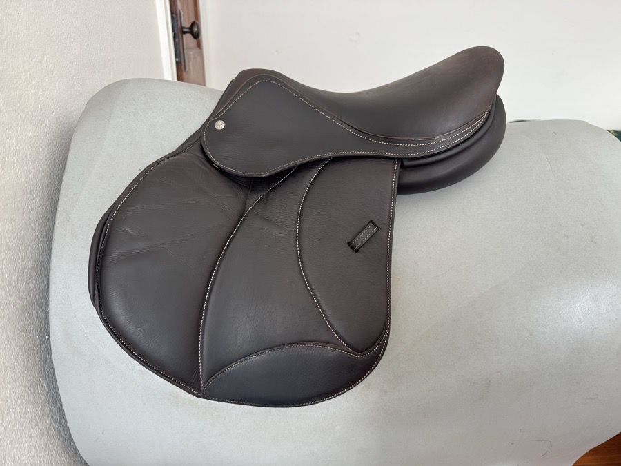 16” Voltaire Palm Beach Saddle - 2024 - 1A - Full Buffalo - MINT