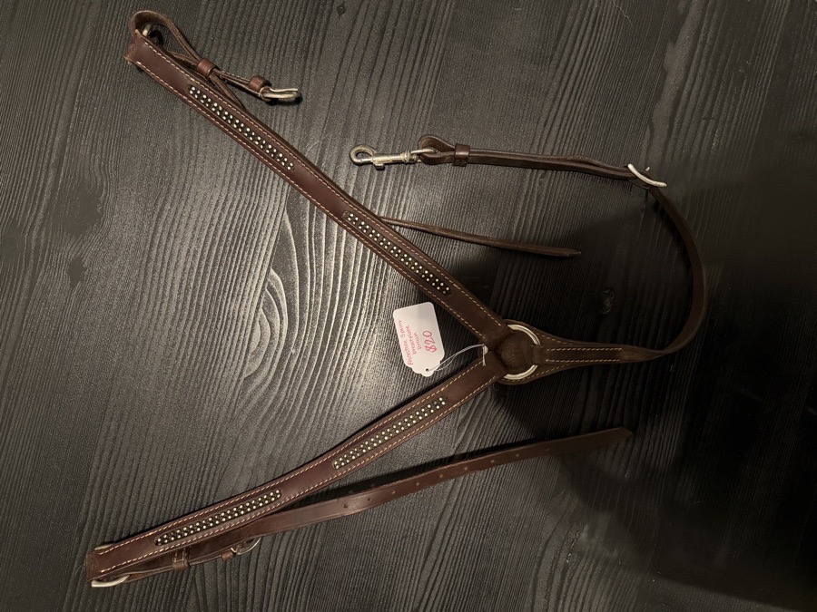 Rhinestone 3 point breastplate