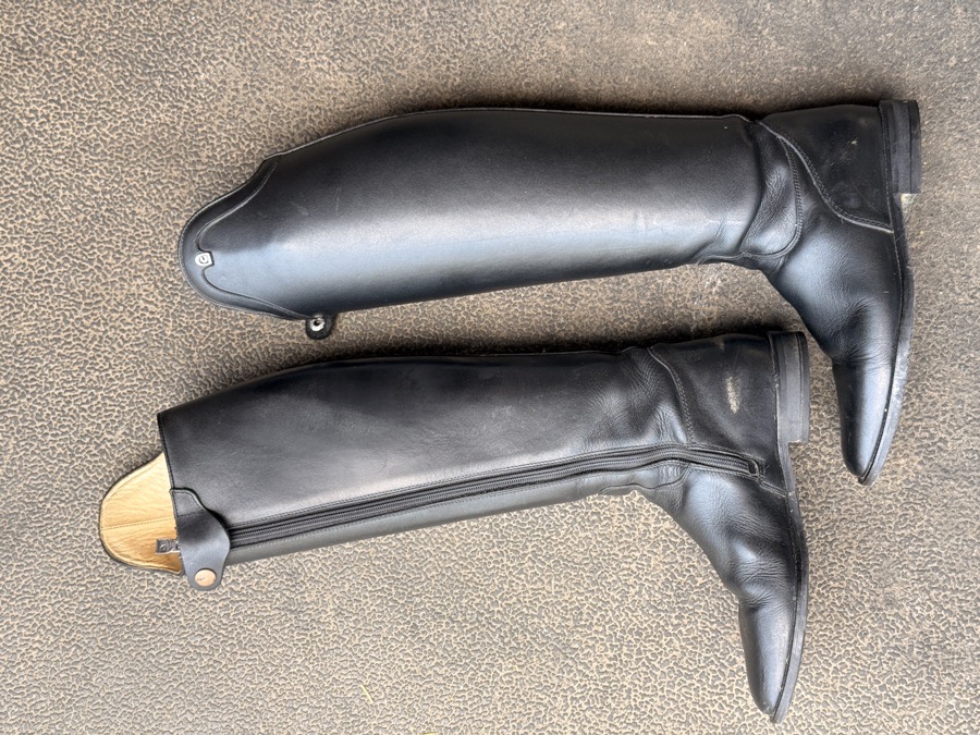 CAVALLO Boots 9