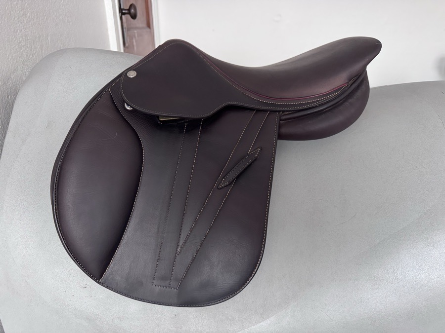 14” Baby Butet Premium Saddle - 2021 - Cachou - Full Calf - Integrated Panels