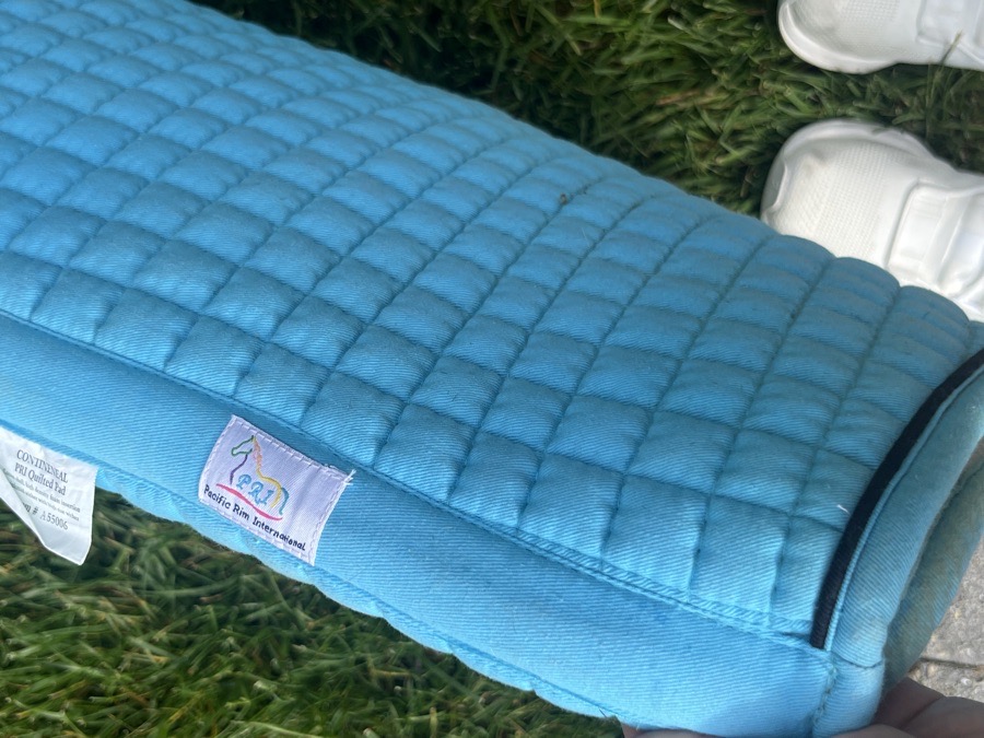 Blue pri saddle pad