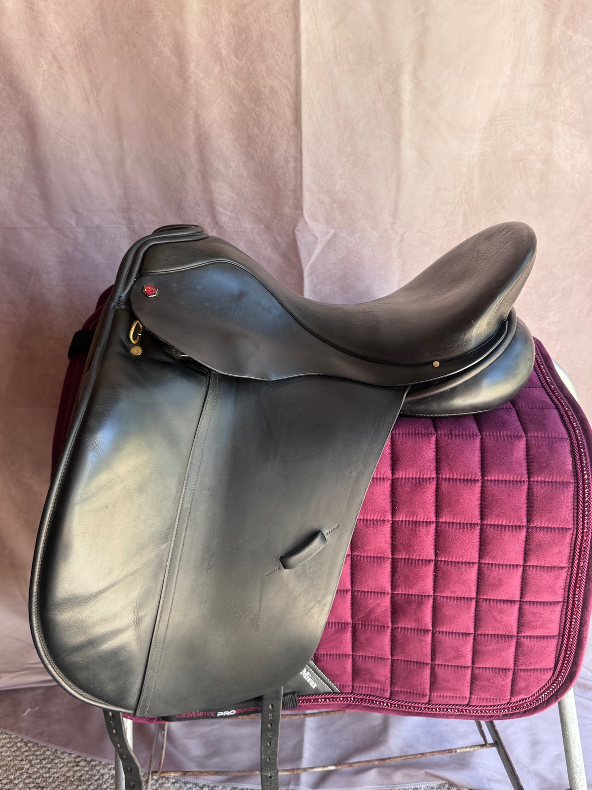 Albion SLK High Head Wide 17.5" Dressage Saddle