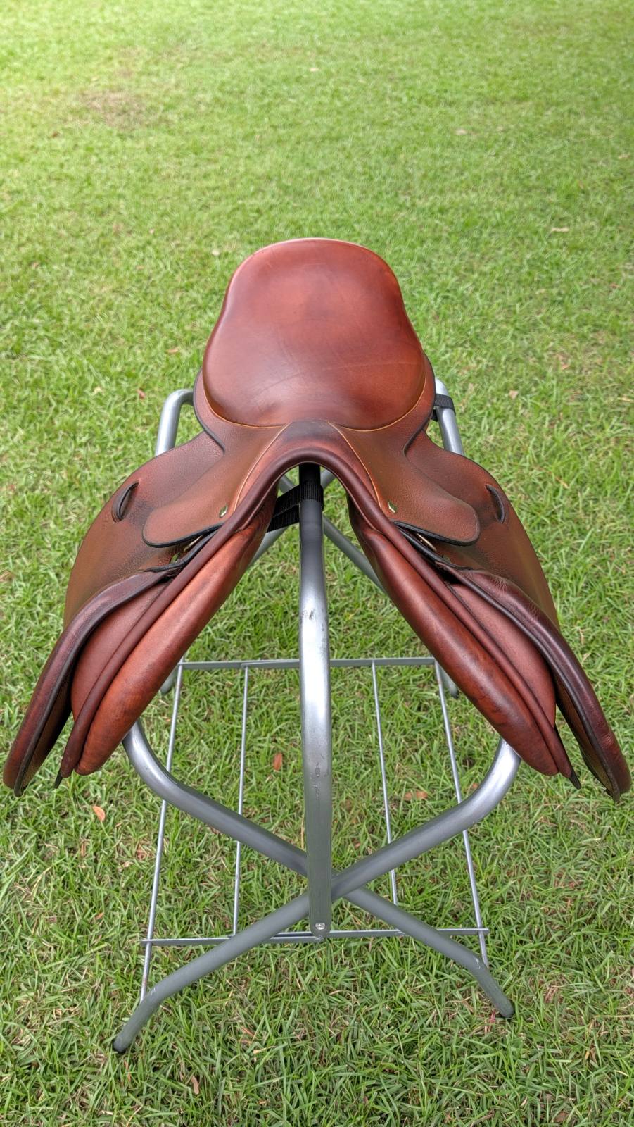 BEVAL | 17" BZ Natural | 4" Tree Size