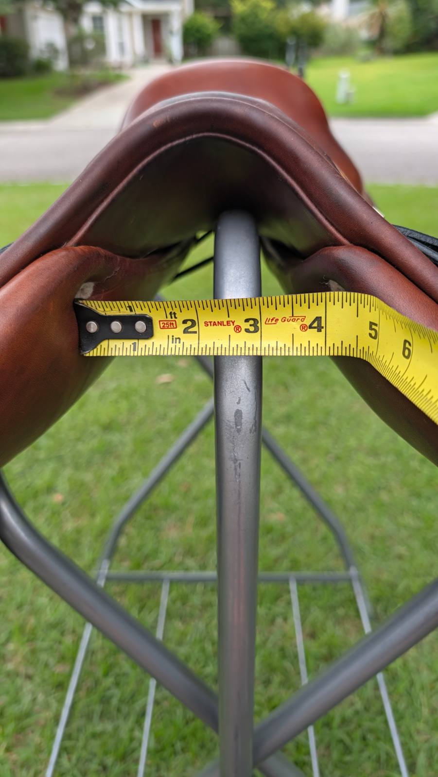 BEVAL | 17" BZ Natural | 4" Tree Size