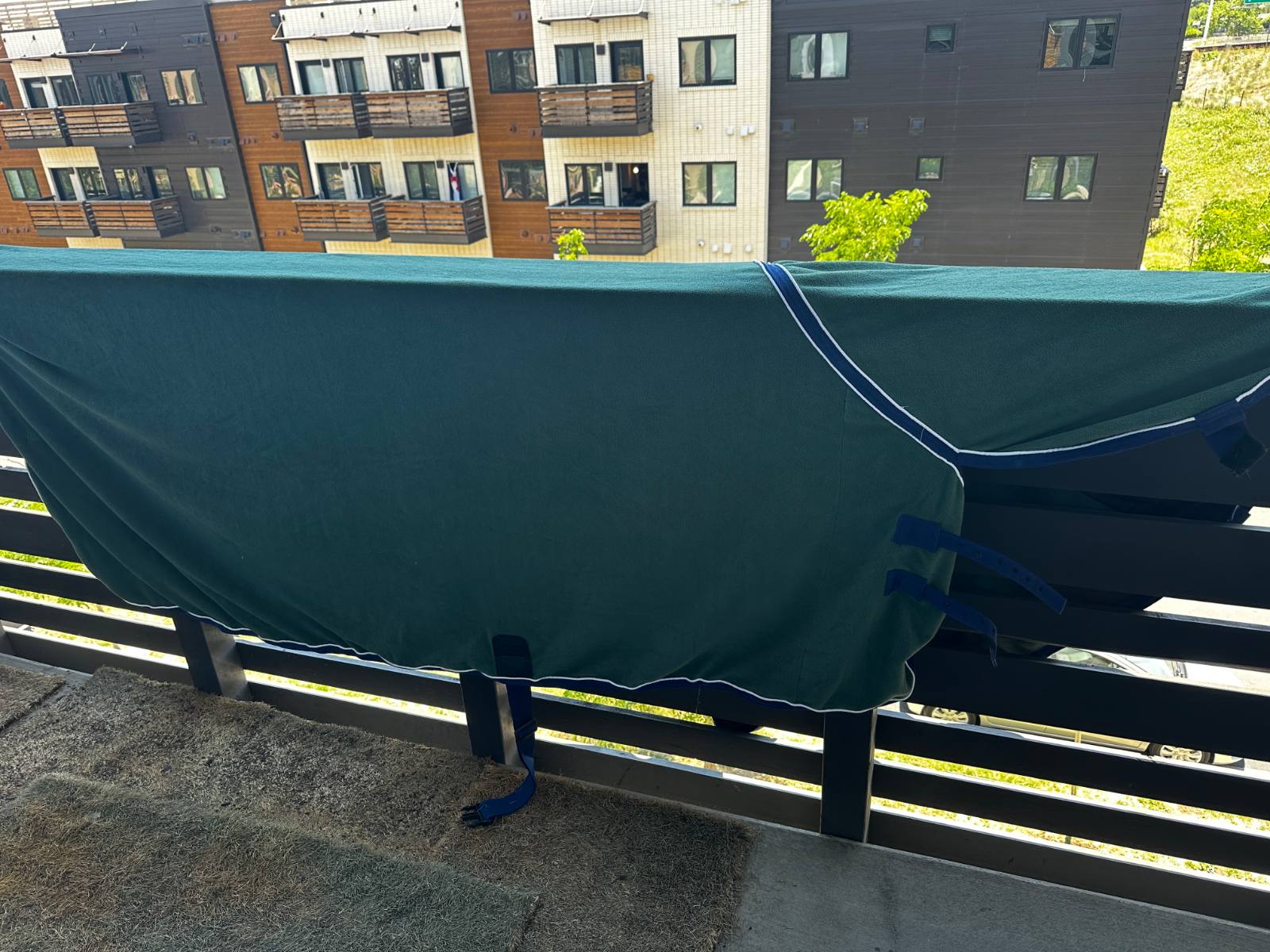 Never Used SmartPak XL Fleece Cooler with Hood
