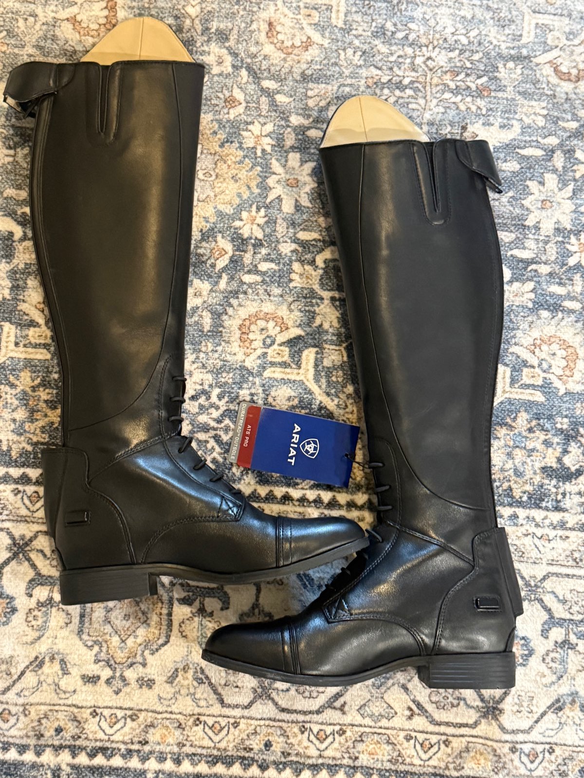 Ariat Kinsley field boots
