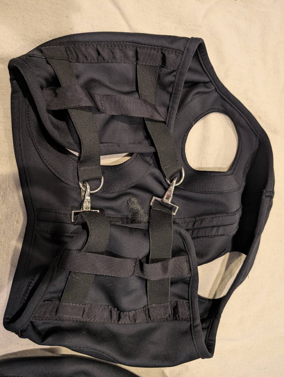 Fenwick Liquid Titanium Therapeutic Calming Mask without Ears