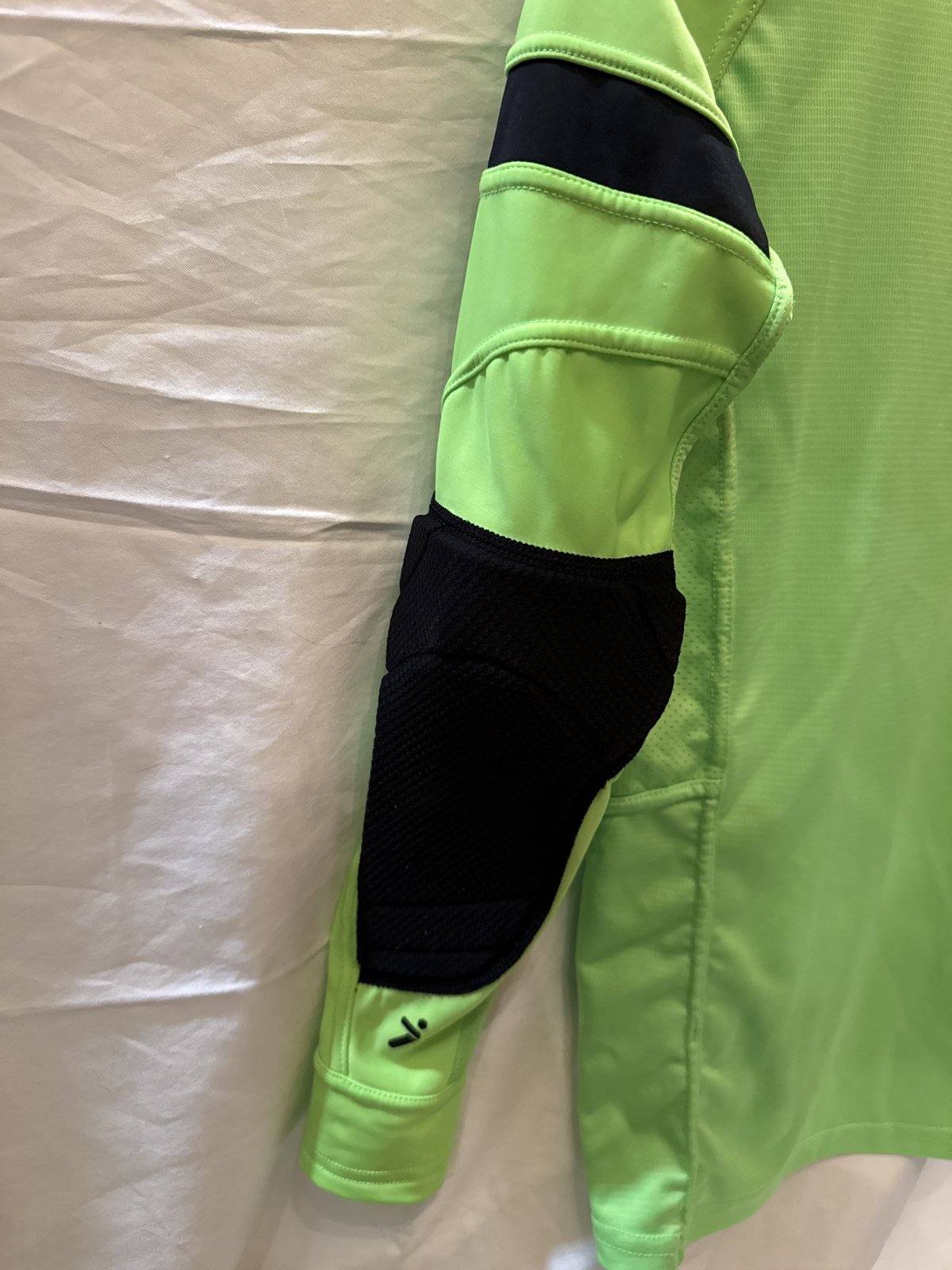 Storelli Youth Large Padded Goalkeeper Jersey Neon Green/Black