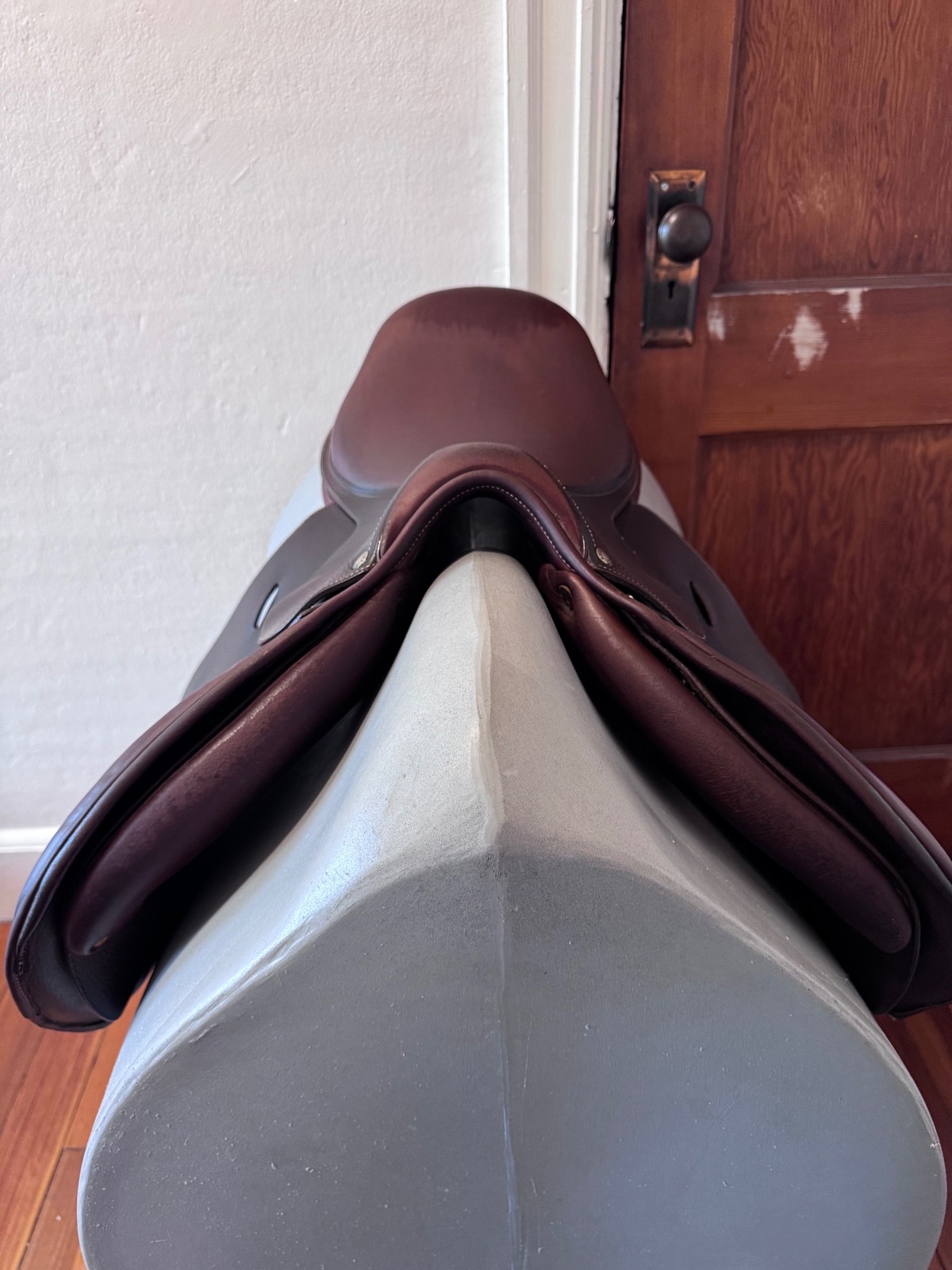 17.5" Butet Saddle - 2012 - L Seat - 2.5 Forward Flaps - Grain / Calf!