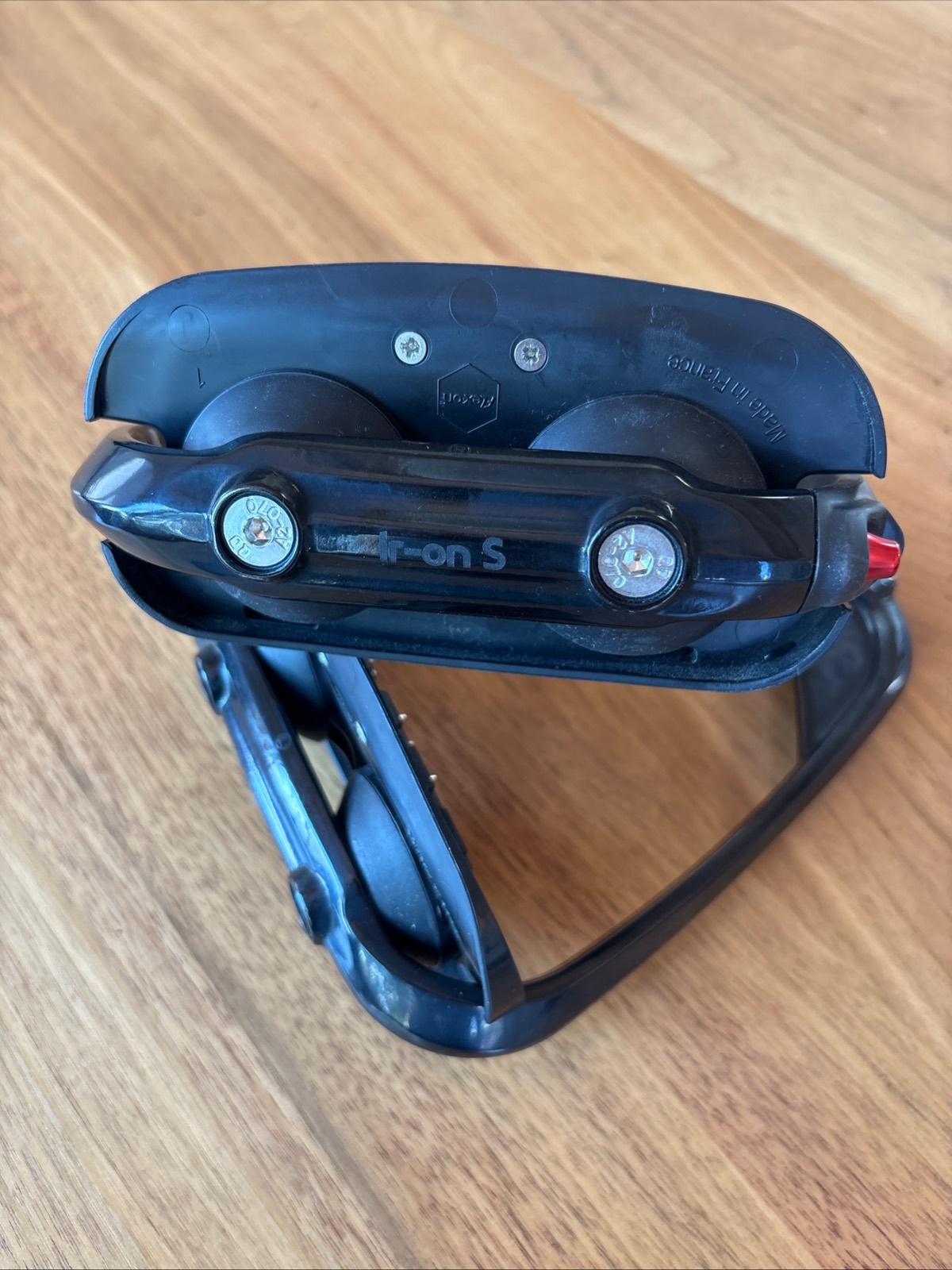 Flexon Stirrup/Iron