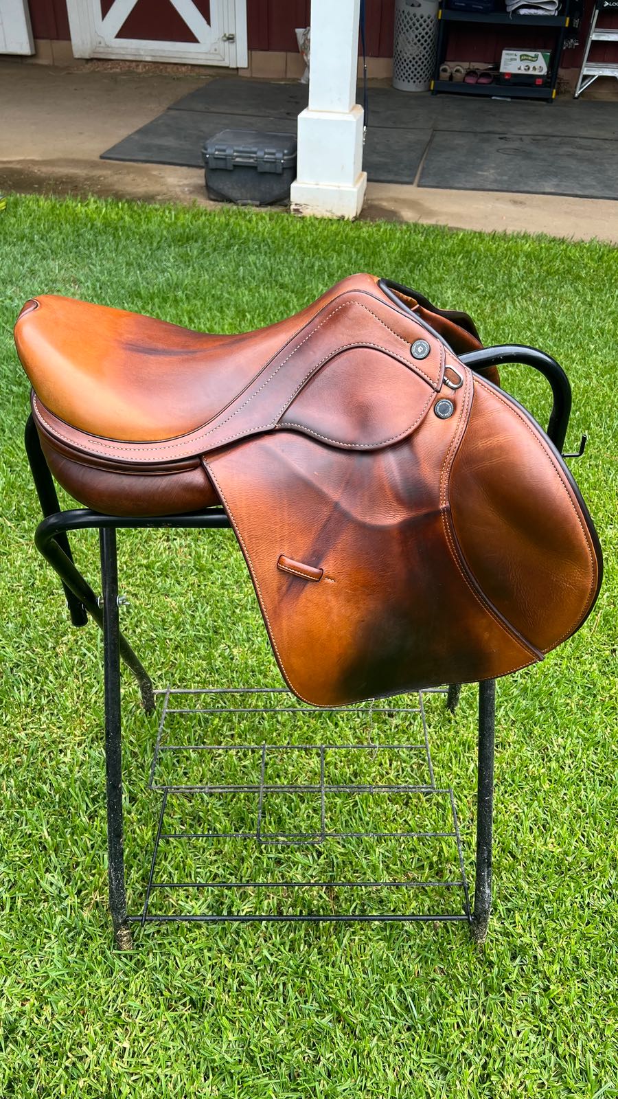 PRESTIGE | 17" | 7" Tree Size | 2024