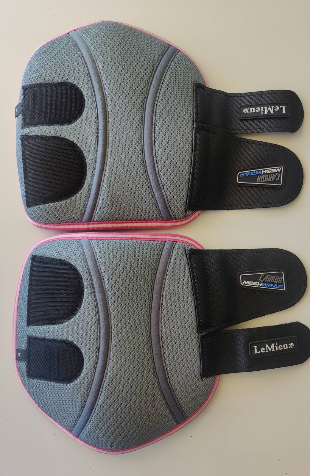 LeMieux Carbon Mesh Wrap Boots Watermelon M Lightly Used