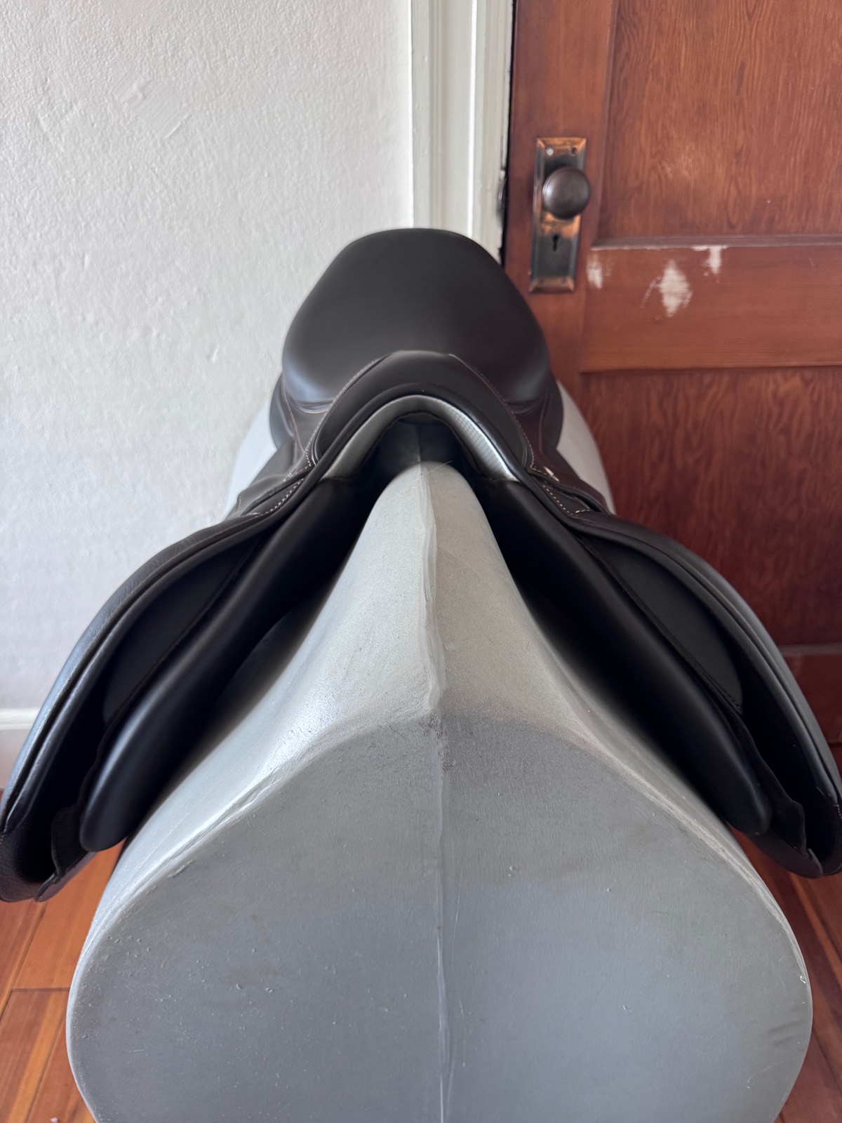 17.5" Voltaire Blue Infinite 3.0 ActiveFlex PRO Saddle - 2024 - 2AA - Equisense!