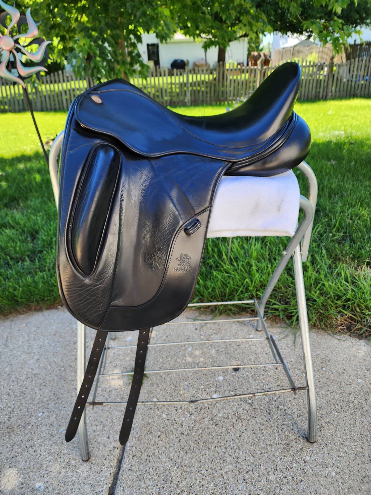 2023 17.5" Fairfax Gareth Hughes Monoflap Dressage Saddle, ADJUSTABLE GULLET