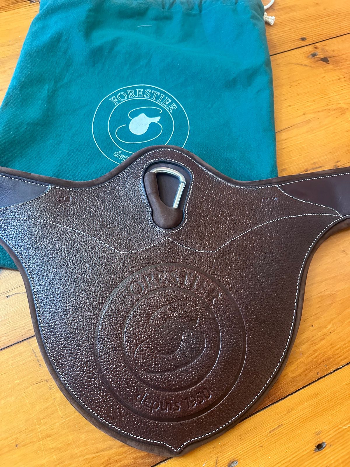 Forrestier Brown Learher Anatomical Girth - 125 cm / 50” - Brand New