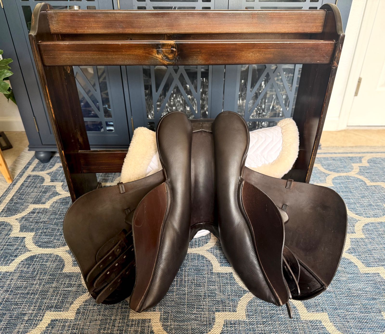 17" Albion Kontrol Adjusta Tree Jump Saddle (MW)