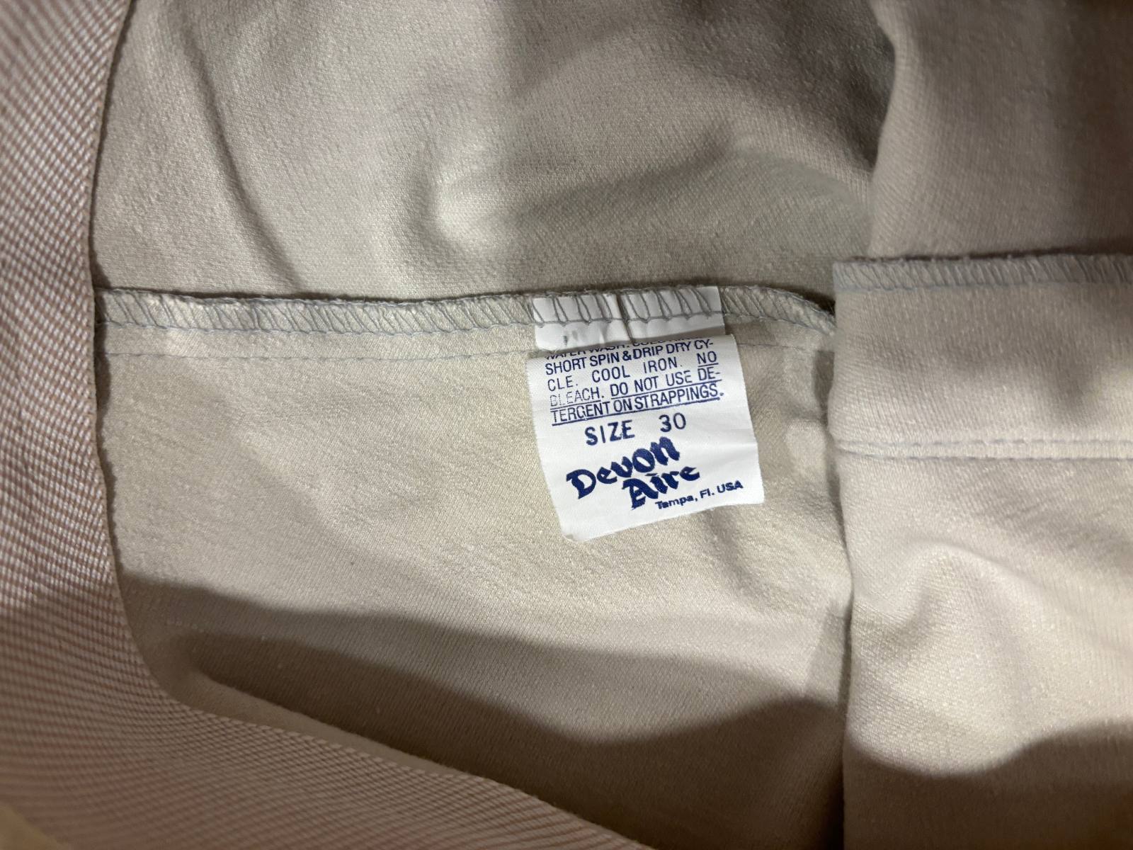 Devon Aire Breeches Size 30